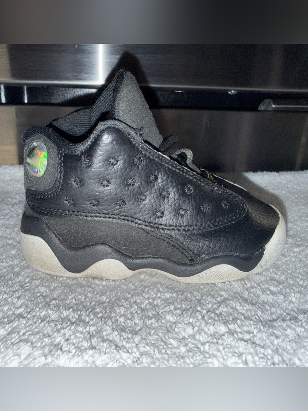 Nike Jordan Kids Black Sneakers with Holographic Jumpman Accent Size 5C